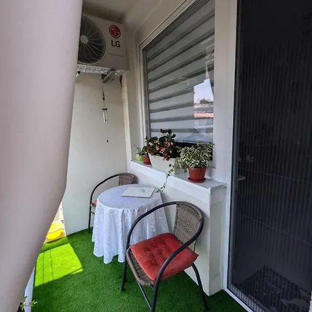 Apartment Sweet