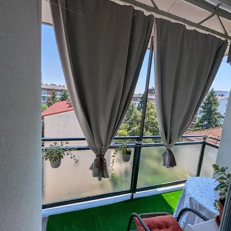 Sweet Apartment *
